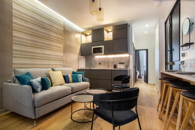 Elegant apartment - 2BR-6P - Porte Saint-Denis — отель в Париже, Франция