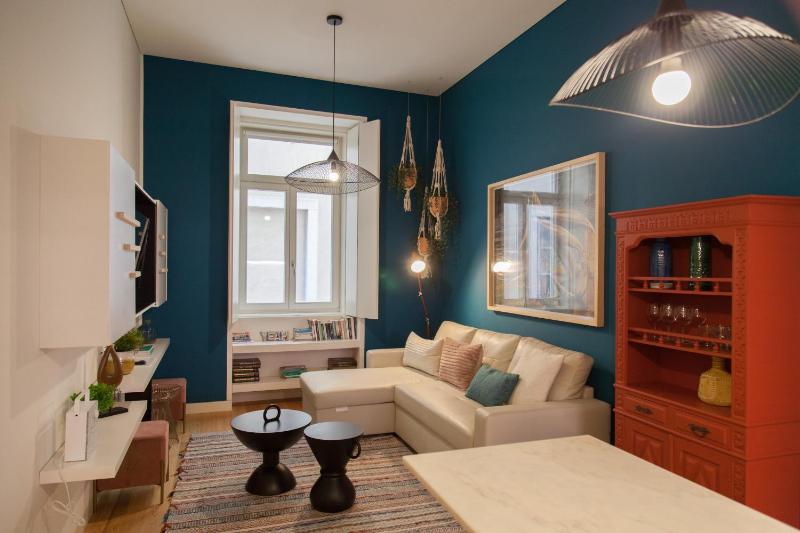 FLH Chiado Nature Apartment — отель с удобствами в Лиссабоне