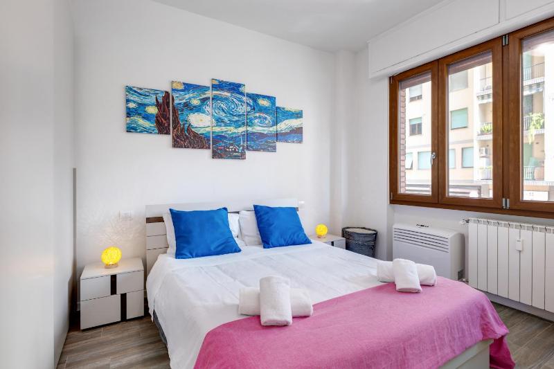 Lulli Bright and Cozy Flat — отель с удобным расположением в Флоренции