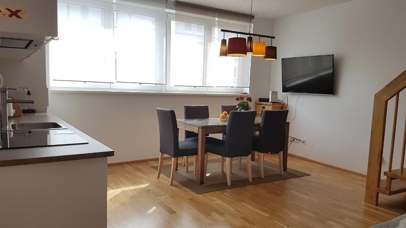 Moderne Maisonette mit Terrasse — отель в вене, Австрия