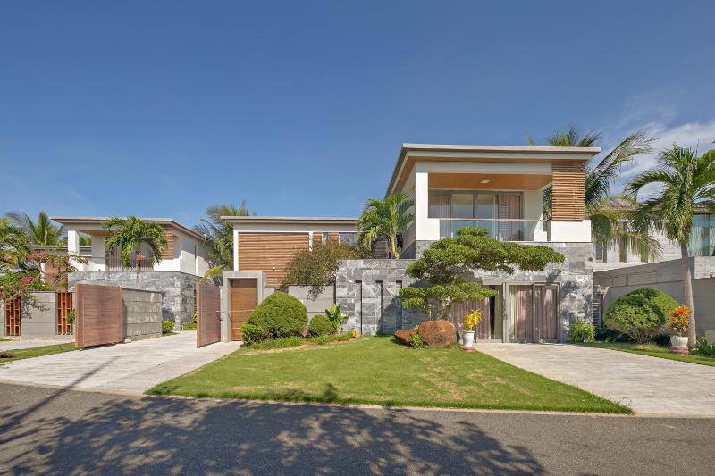Abogo Resort Villas Ocean Da Nang — отель с удобным расположением в Дананге