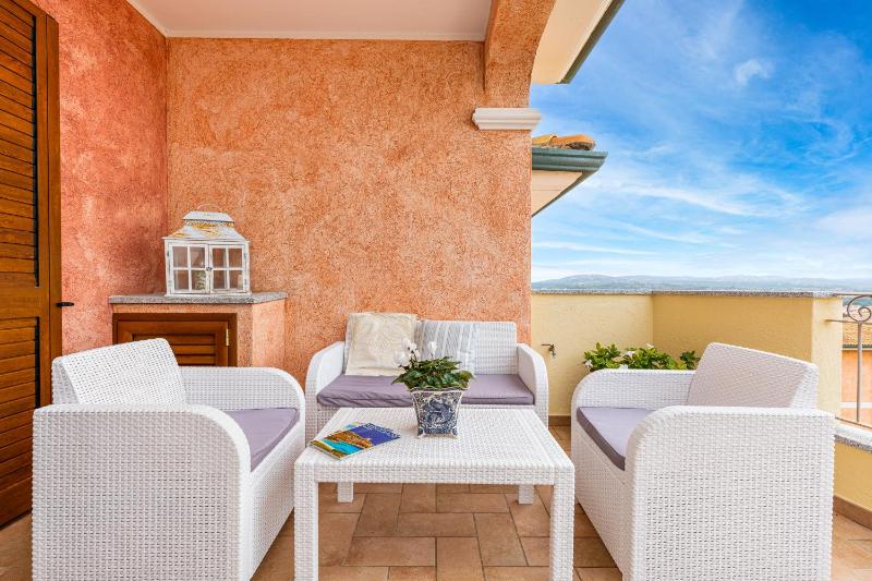 Casa Vacanze Chiara a Santa Teresa: Comoda con Balcone