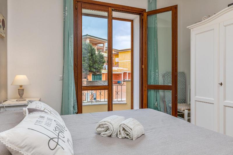 Casa Vacanze Chiara a Santa Teresa: Comoda con Balcone