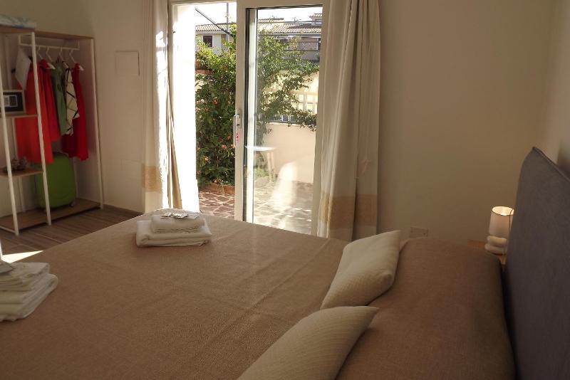 Flamingo Guest House a Olbia - Camere vicino spiagge