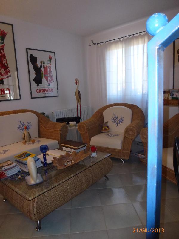 Ajò da Patrizia a Santa Teresa: Accogliente B&B centrale