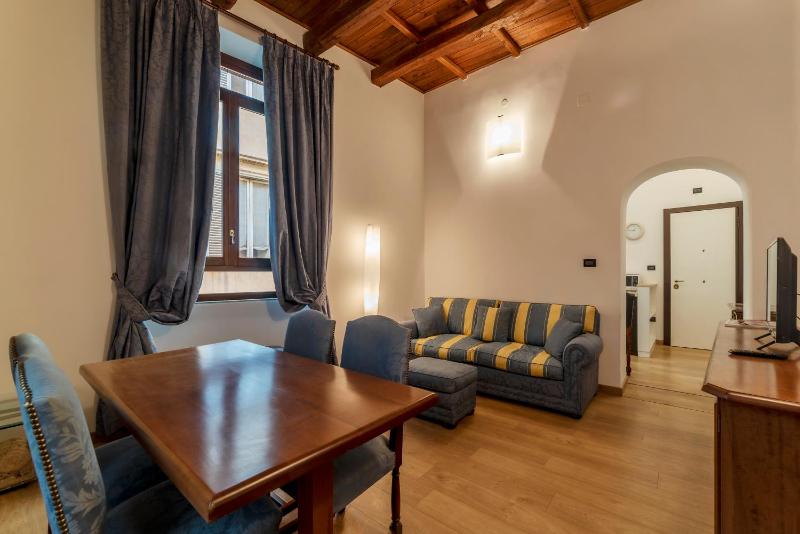 Piazza di Spagna Elegant Apartment — отель с удобным расположением в Риме