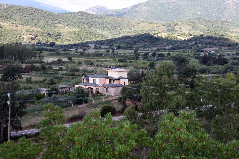 Munduge B&B a Lotzorai - Accogliente oasi vicino spiaggia
