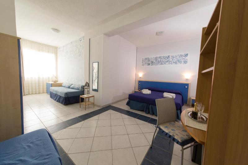 Lewis Rooms a Cagliari - Camere vista mare al Poetto