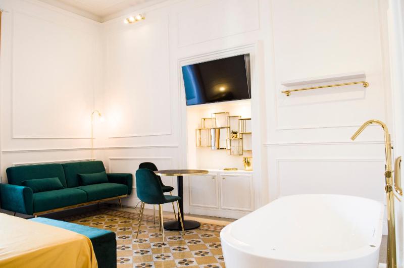 Цены на Relais Mazzini в Риме