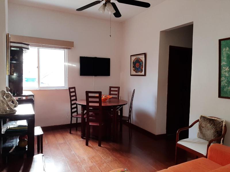 PROMOCAO JANEIRO Ipanema 2 quartos a 3 quadras da praia com garagem — отель с удобным расположением в Рио