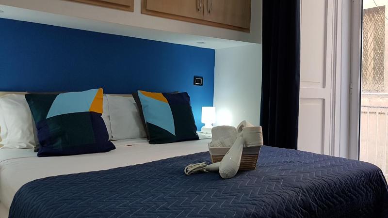 Luma House — комфортный отель в Неаполе
