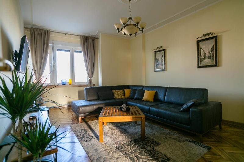 Цены на "34" Apartment в Белграде