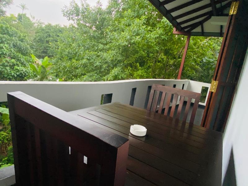 Sun White Villa — отель с удобным расположением в Хиккадува
