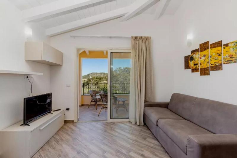 Porto Istana a Murta Maria - Lusso con Giardino