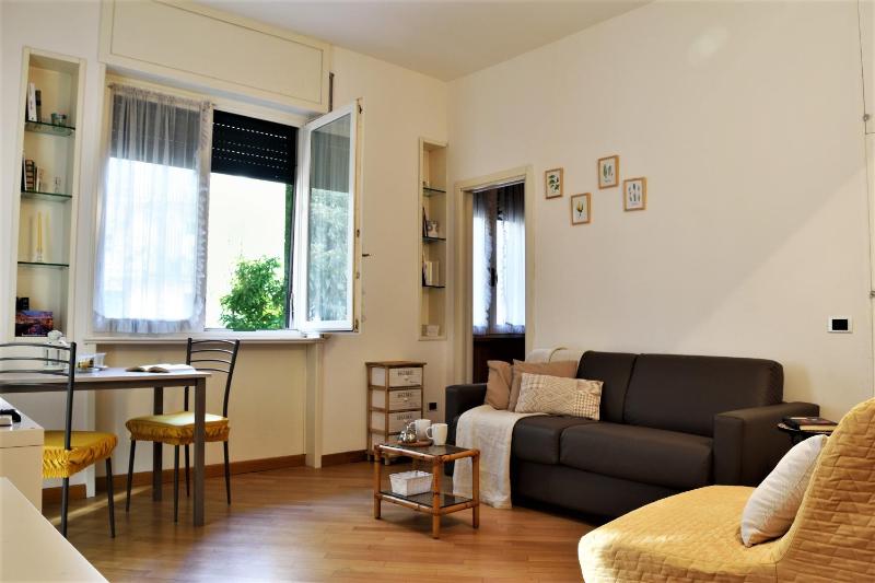 Martesana Studio Flat close to Yellow Metro — забронировать отель в Милане