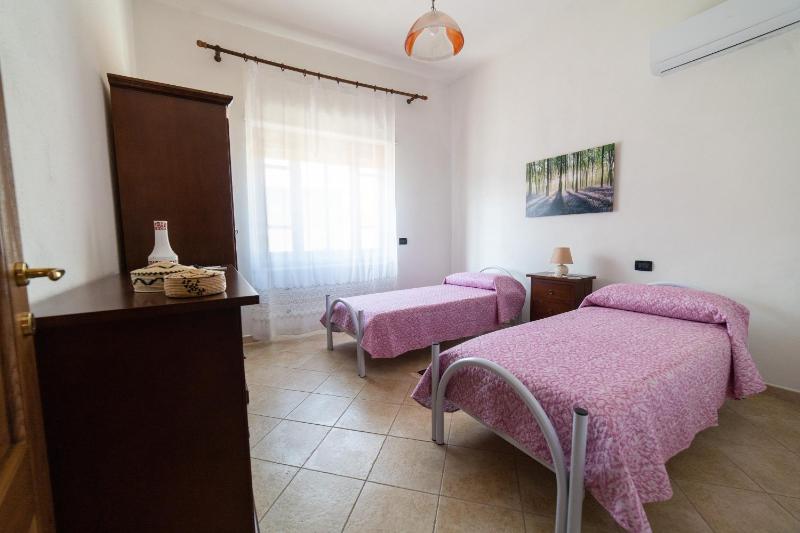 Casa Diana a Riola Sardo - Spazioso appartamento