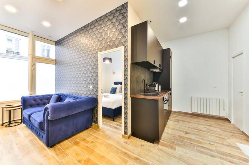 Цены на New&Renovated in heart of PARIS- 6pers в Париже