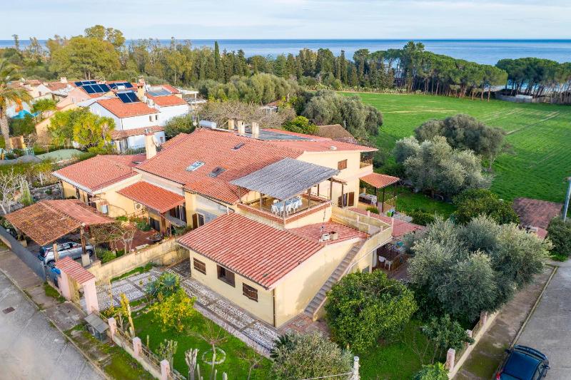 Mansarda Monda a Bari Sardo - Spettacolare Vista Mare
