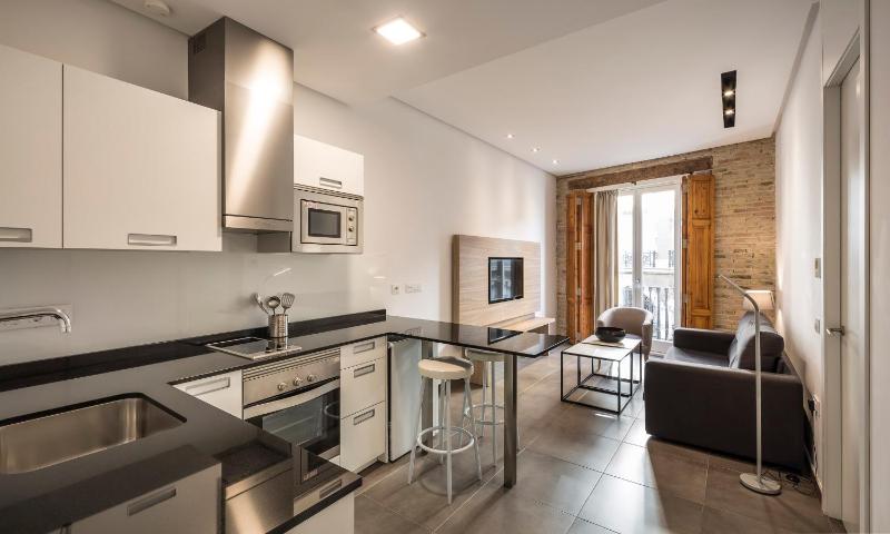 Mon Suites San Martin — отель с удобным расположением в Валенсии