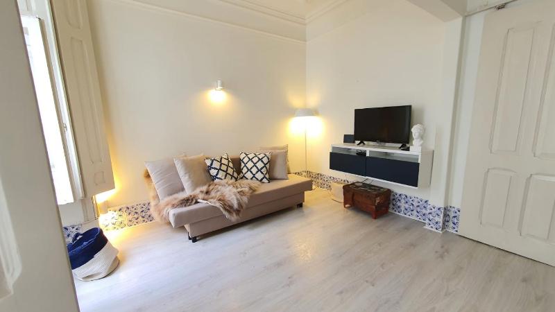 Lisbon Apartment Bairro Alto 6 — отель с удобствами в Лиссабоне