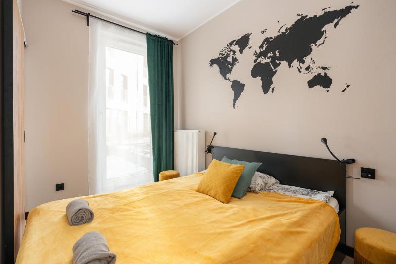 Цены на SuperApart Aignera apt 4, Family Friendly Oasis в Варшаве