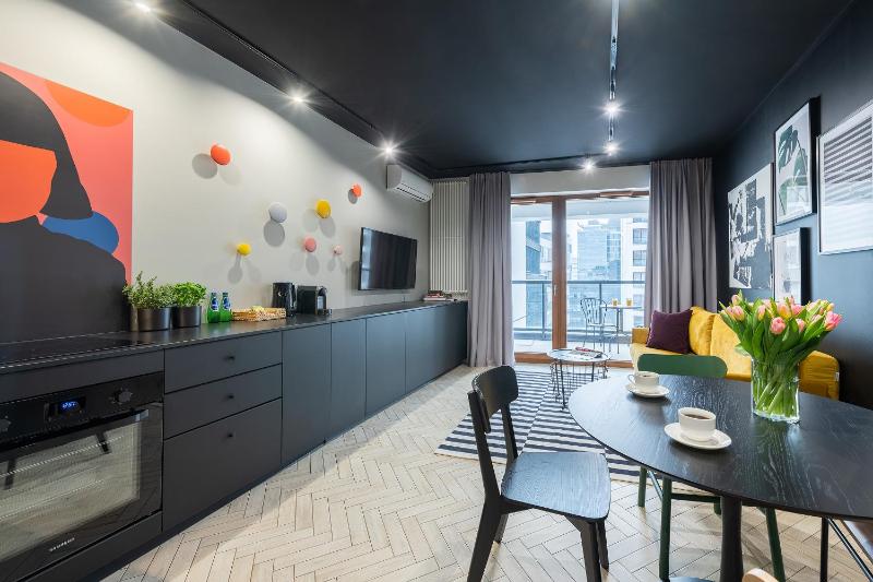 YourSecondFlat Grzybowska — забронировать отель в Варшаве