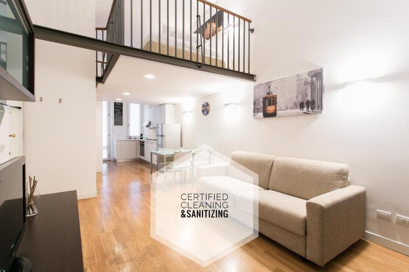 Charming De Togni Apartment — отель с удобствами в Милане