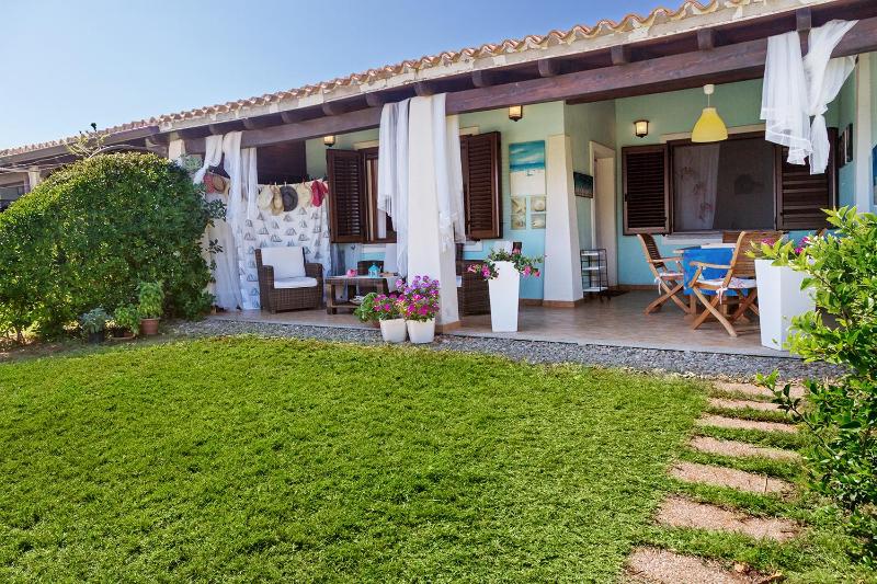 Casa Hedera a Tertenia - Lussuosa Villa con Piscina