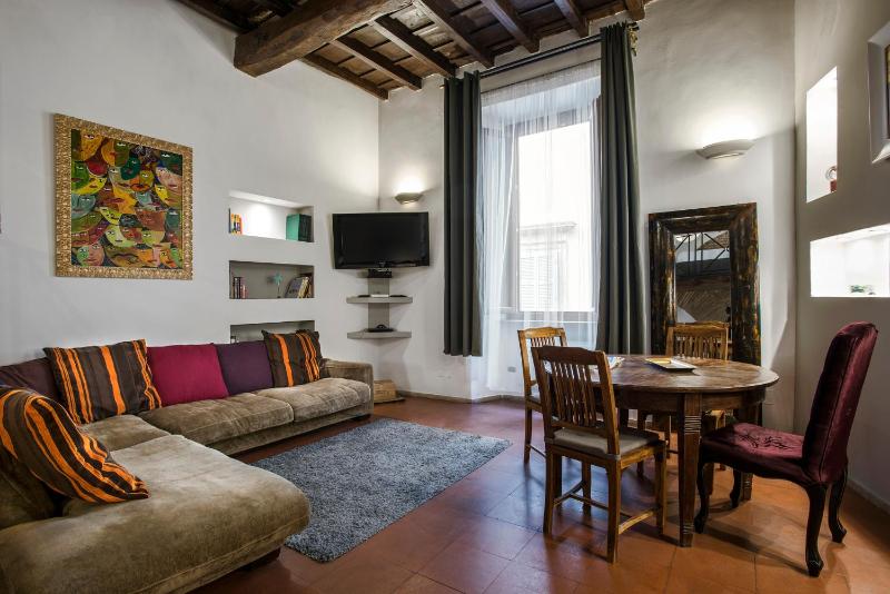 Цены на Charming Pantheon Apt in the heart of Rome в Риме
