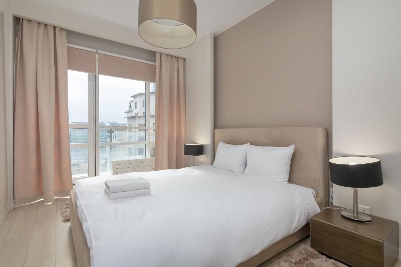 Grzybowska Platinum Apartment Tower A — отель с удобствами в Варшаве