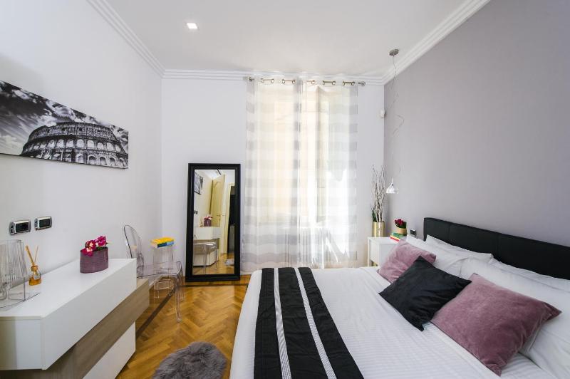 Crispi Modern Flat in the Historic Center — отзывы гостей и цены