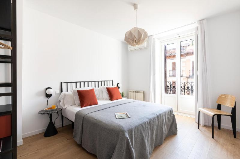 Aspasios Calle Mayor Apartments — забронировать отель в Мадриде