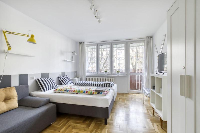 Labo Apartment Metro Plocka — отель с удобствами в Варшаве