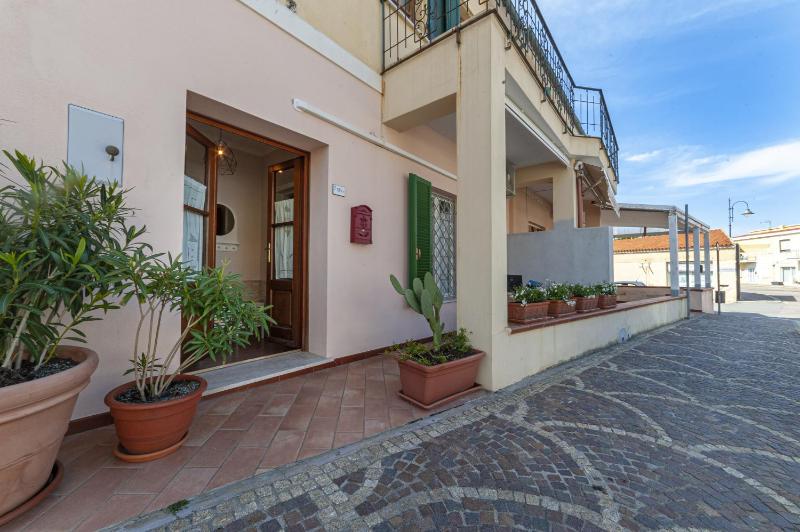 Domus de Carrera a Golfo Aranci - Unico Hotel Capsula