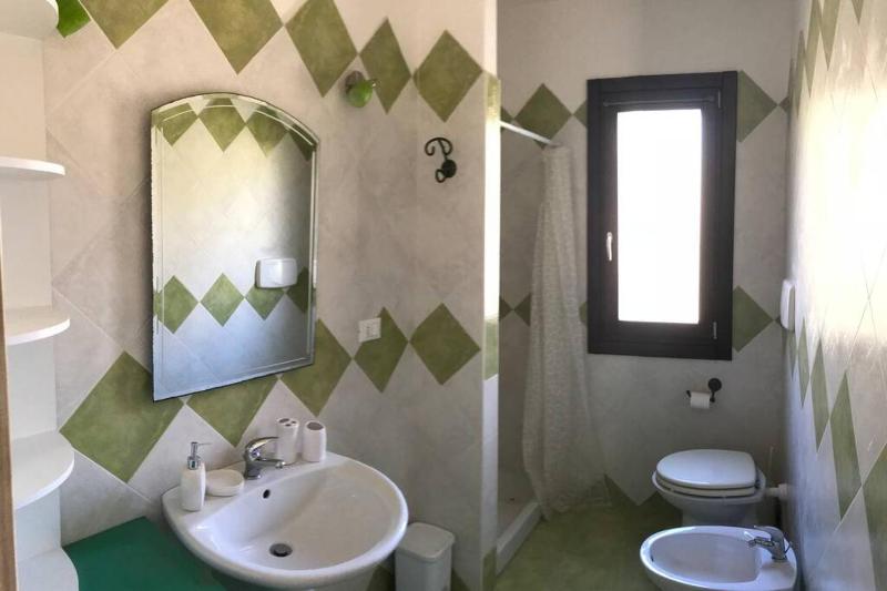 Residenza del Sole a Valledoria - Spazioso alloggio con giardino
