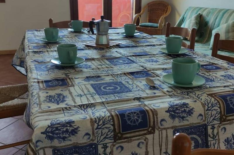 La casa del porto a Santa Teresa: Spazioso Appartamento Centrale