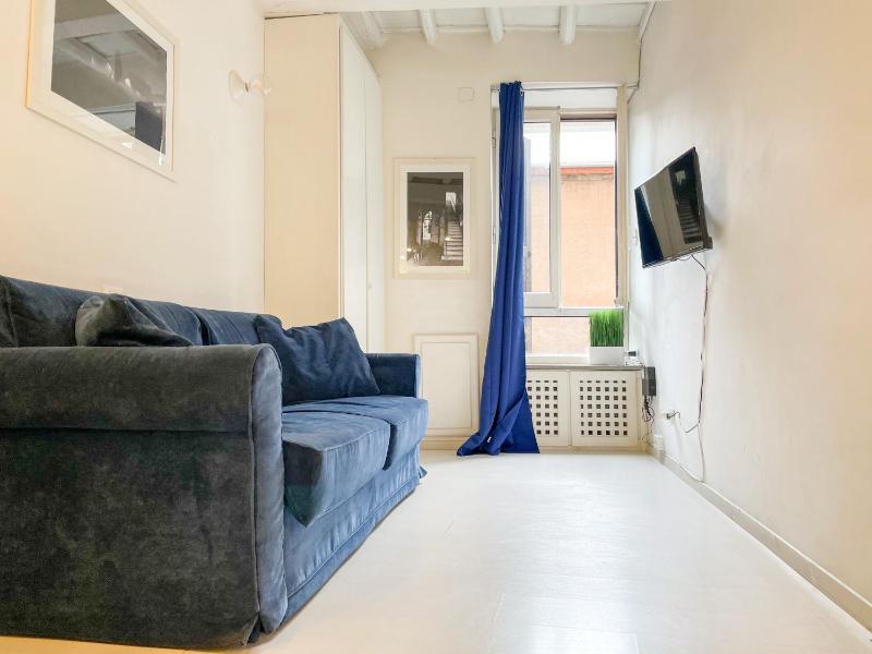 COLOSSEO 13 BOUTIQUE APARTMENT — комфортный отель в Риме