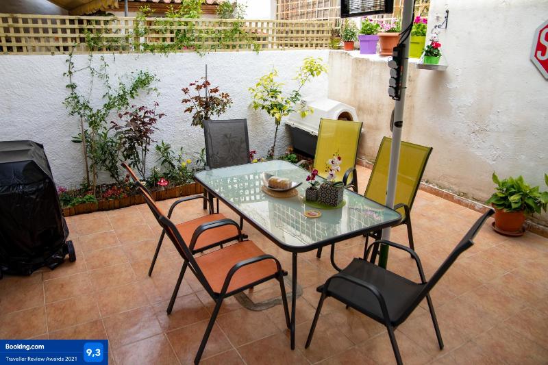 Цены на The Zen Apartment Athens в Афины