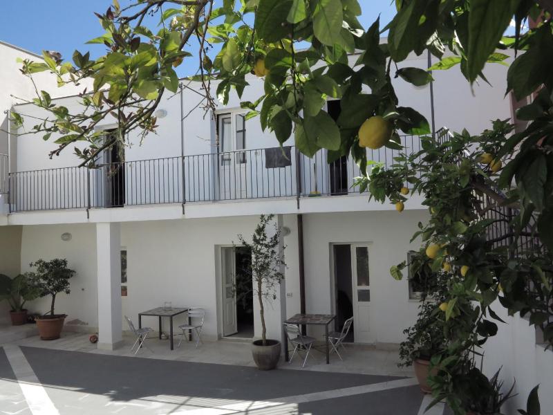 Casa Saba a Orosei - Delizioso B&B nel cuore della città
