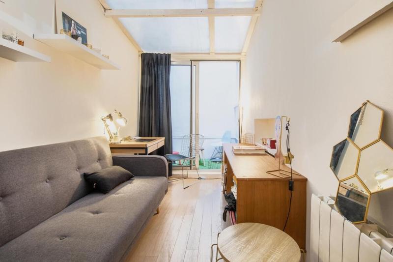 Pied-a-terre near Menilmontant and Pere Lachaise — отель с удобным расположением в Париже