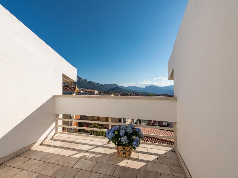 B&B Dorgali - Moderno con vista mozzafiato sui monti