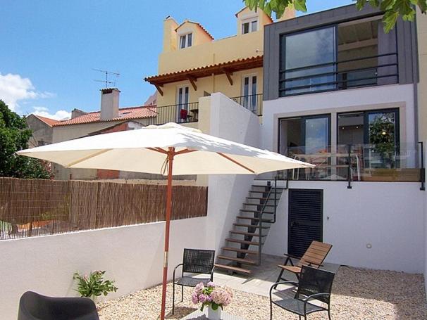 Helena Casa - Lissabon Altstadt — комфортный отель в Лиссабоне