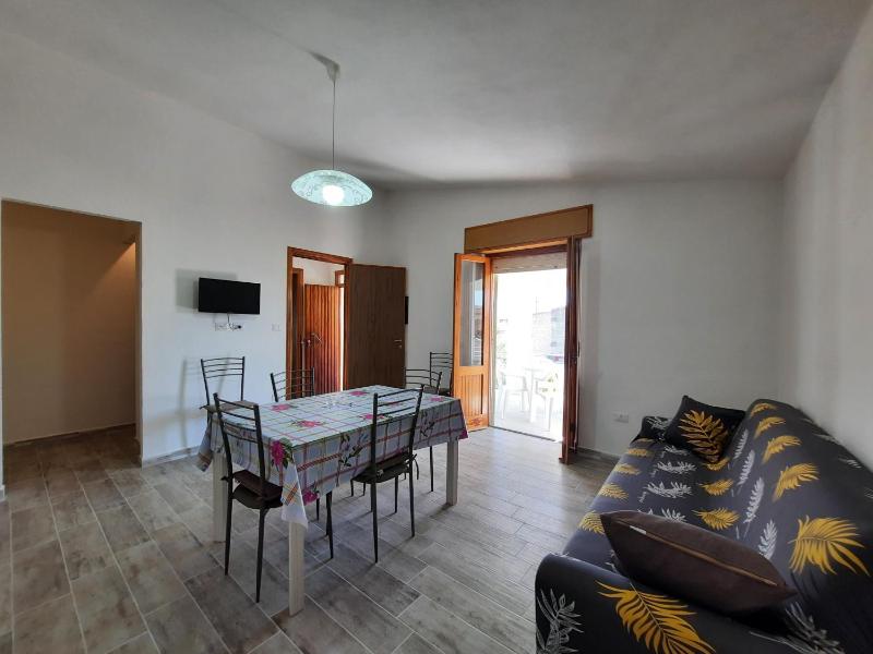 Su Cantaru a Budoni - Graziosa casa con vista città