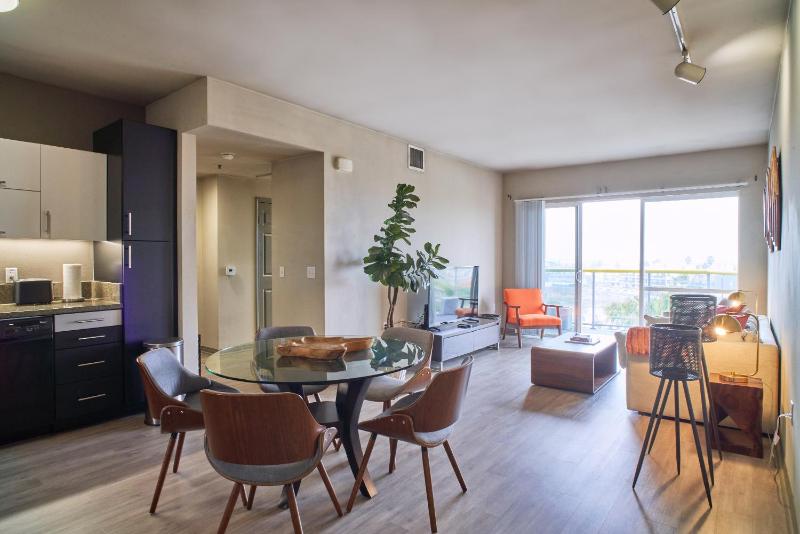 Splendid OceanView Unit Marina del Rey Venice CA — отель с удобствами в Лос-Анджелесе