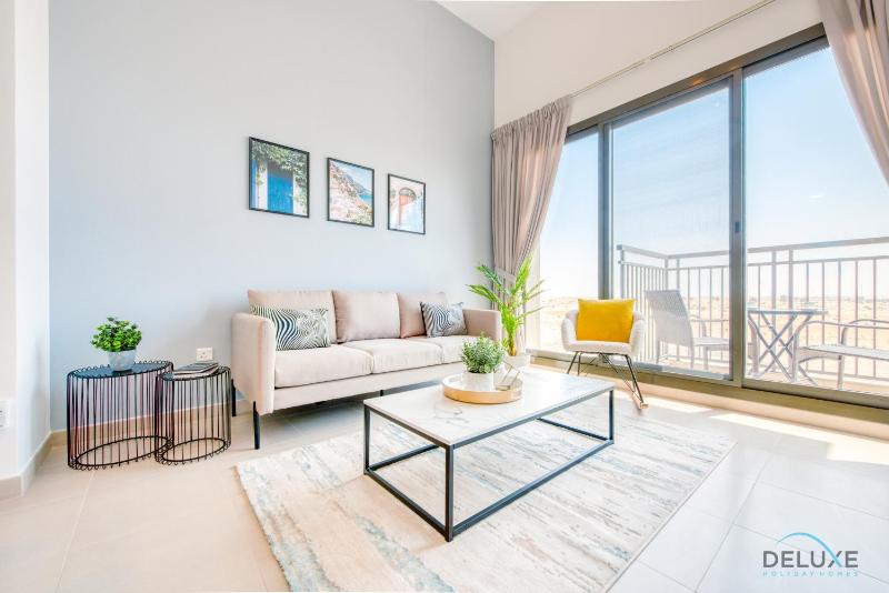 Цены на Welcoming 1BR in Town Square UNA Dubailand by Deluxe Holiday Homes в Дубае