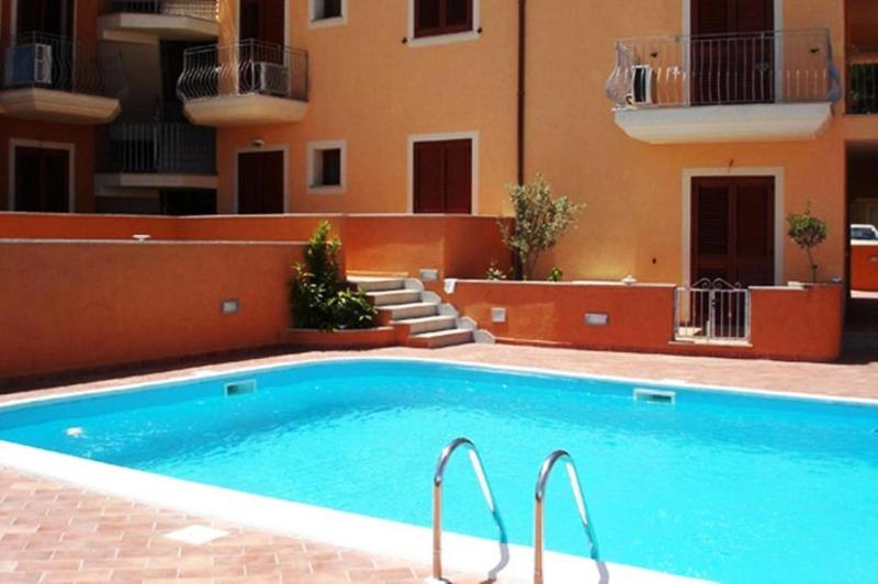 I Gabbiani a Muddizza - Apt con piscina condivisa