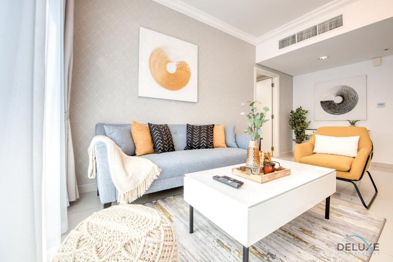 Splendid 1BR in Executive Bay Tower Business Bay by Deluxe Holiday Homes — забронировать отель в Дубае