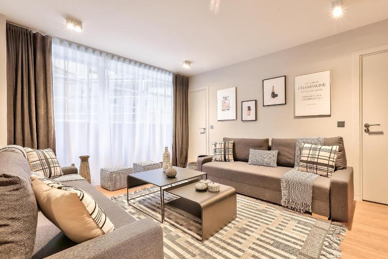 123 - Urban Luxury Flat in Montorgueil — комфортный отель в Париже