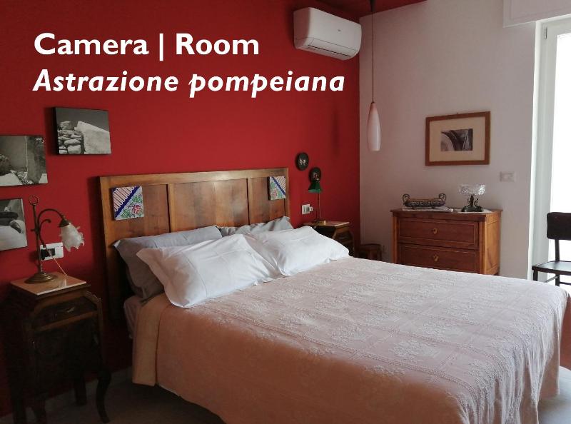 B&B ICHOME NAPOLI - Maison d'Artiste — отель с удобным расположением в Неаполе