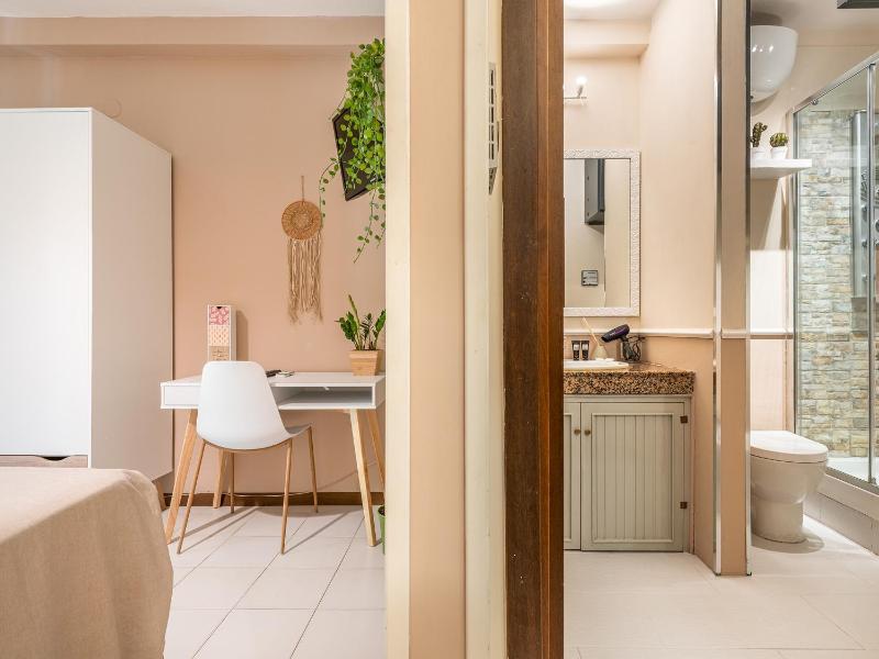 Villa Vaghi Rooms a Cagliari - Camere luminose vicino al mare